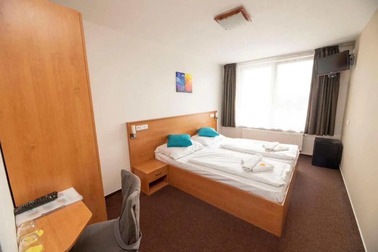 Hotel Rakovec Brünn 3*,  Tschechische Republik