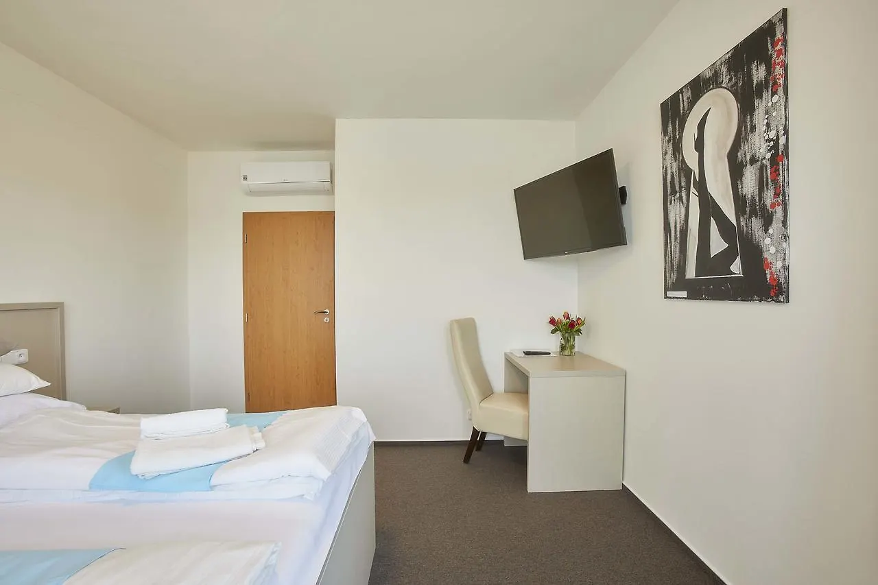 Hotel Rakovec Brünn